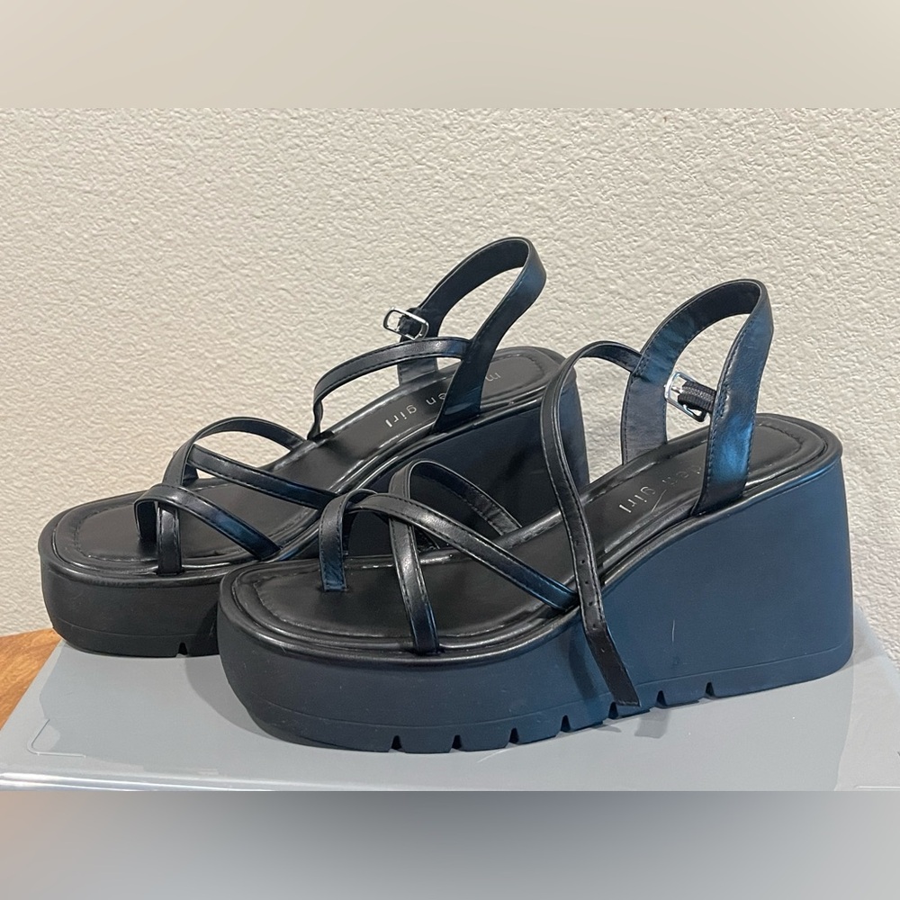 Black Madden Girl Volt Sandals